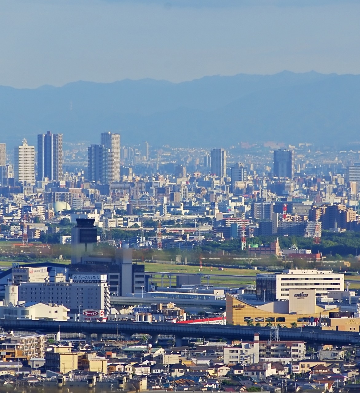 豊中市・北摂を中心に、近畿圏全体へ対応